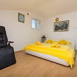 Zana Pensionat 3*
