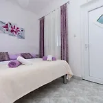 Zana 3* Okrug Gornji