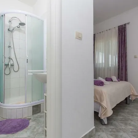 Guest house Zana