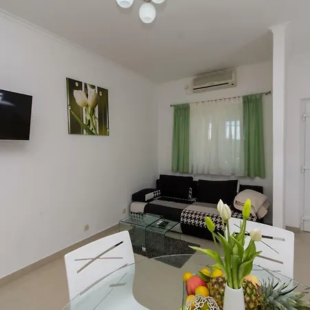 Guest house Zana